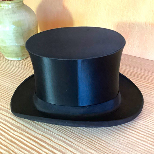 Eleganter zylinder aus seide - eleganter,